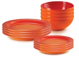 Le Creuset aardewerk servies 12 delig ORANJErood