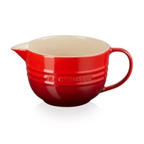 Le Creuset kleine beslagkom aardewerk 2 ltr 12 x 17 cm kersenrood