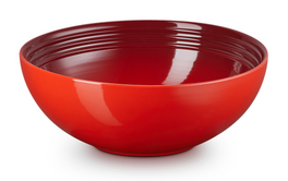 Le Creuset aardewerk serveerbowl 24 cm kersenrood