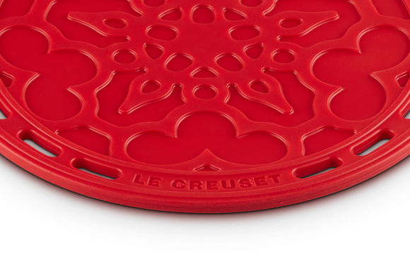 Le Creuset siliconen onderzetter 20 cm kersenrood - afb. 2